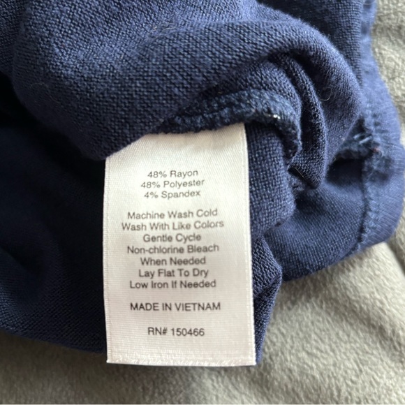 Navy, Knit Wrap Sleeveless Top Petite Medium - Picture 4 of 5